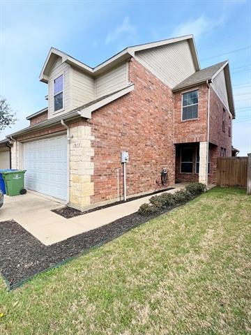 1013 Alyssa Ln in Carrollton, TX - Building Photo