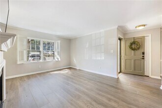 162 Amherst Pl NW in Atlanta, GA - Building Photo - Building Photo