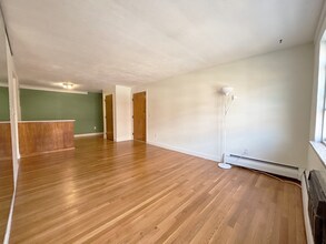 7 Commonwealth Ct, Unit 5 in Boston, MA - Building Photo - Building Photo