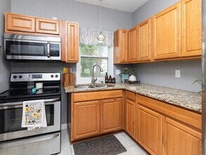 420 9th St in West Des Moines, IA - Building Photo - Building Photo