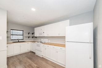 561 N Beverly Ave in Orem, UT - Building Photo - Building Photo