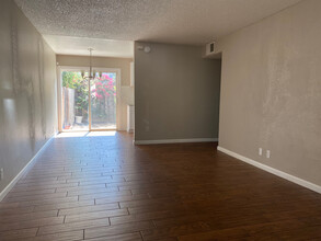 7344 Rainbow Dr in Cupertino, CA - Building Photo - Building Photo