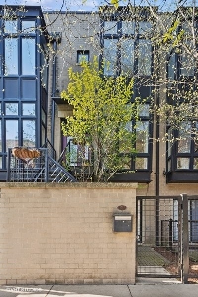 property at 1707 W Diversey Pkwy