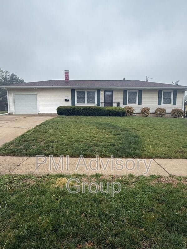 property at 3253 SW 31st Terrace