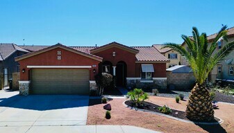 5806 W Avenue K3 in Lancaster, CA - Building Photo