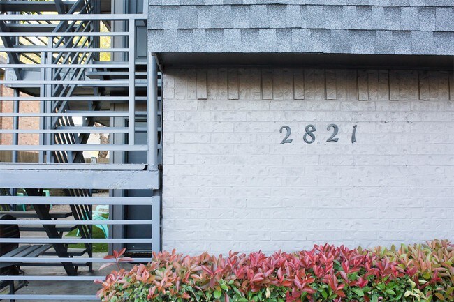 2821 Reagan St-Unit -101 in Dallas, TX - Building Photo - Building Photo
