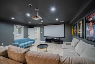 15314 Philippine St in Jersey Village, TX - Building Photo