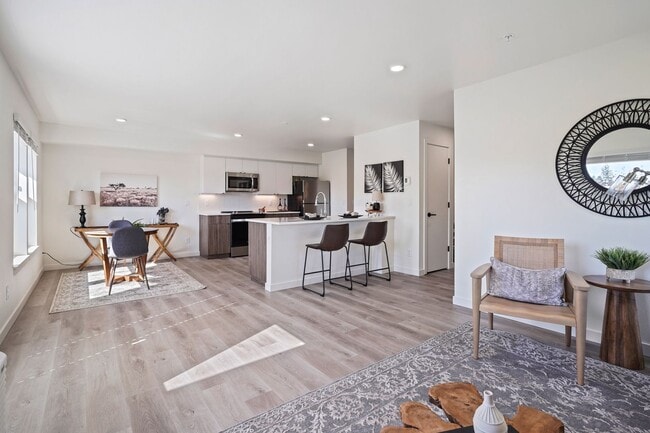property at 377 SE Reed Market Rd