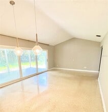 1060 Jesse Ave in Safety Harbor, FL - Building Photo - Building Photo