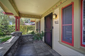 411 E Alvarado St in Pomona, CA - Building Photo - Building Photo