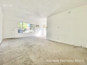 915 N Spaulding Ave in West Hollywood, CA - Building Photo - Building Photo