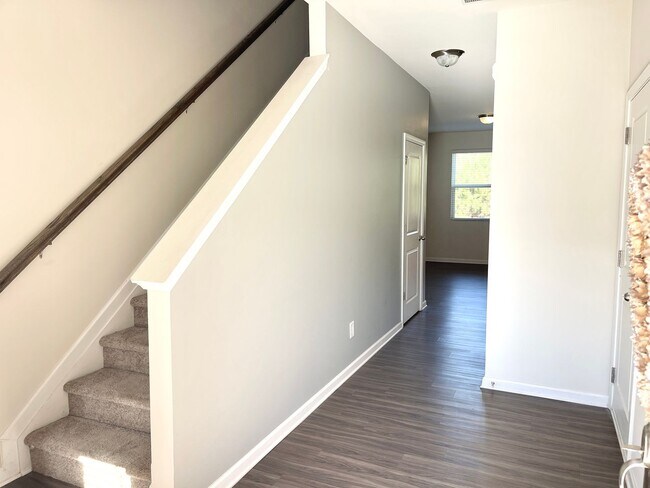 195 Mountain Rest Ct SE in Mableton, GA - Building Photo - Building Photo