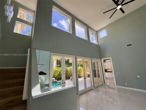 3728 NE 208th Terrace in Miami, FL - Building Photo - Building Photo