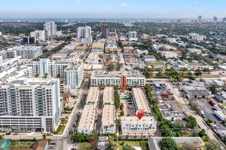 2142 Van Buren St in Hollywood, FL - Building Photo - Building Photo