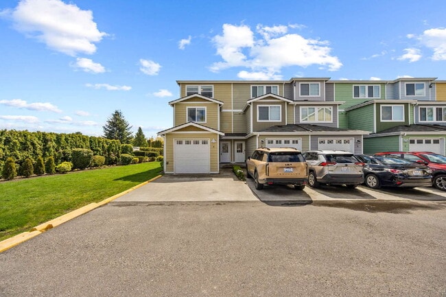 11023 SE 204th St in Kent, WA - Building Photo - Building Photo