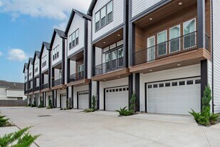 861 Fisher St in Houston, TX - Building Photo