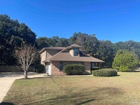 5067 Serry Ln in Pace, FL - Building Photo