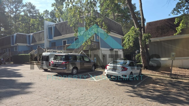 property at 7000 Longstreet Dr