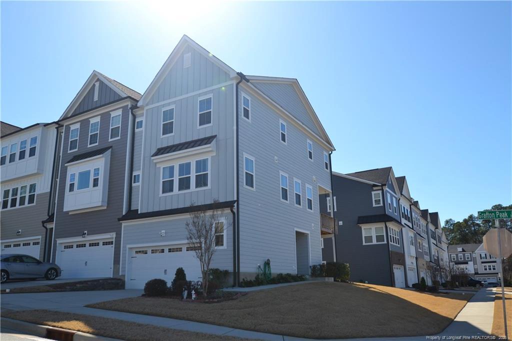 820 Grafton Peak Ln in Apex, NC - Building Photo