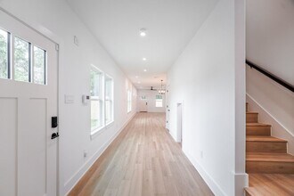7903 Sunnyhill St in Houston, TX - Building Photo - Building Photo
