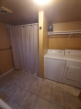 39826 278th Way SE in Enumclaw, WA - Foto de edificio - Building Photo