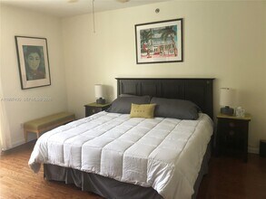 145 Jefferson Ave in Miami Beach, FL - Building Photo - Building Photo