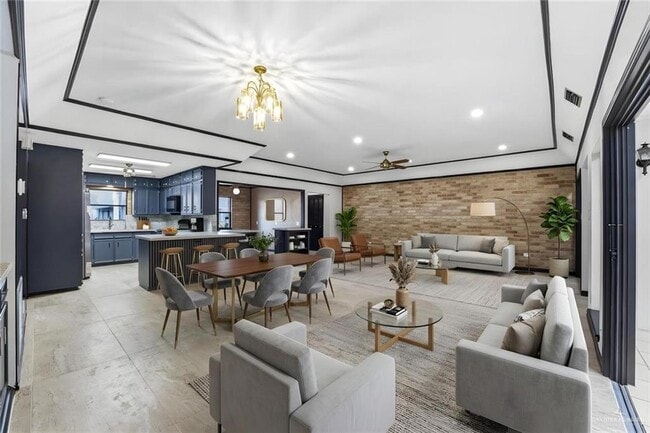 21 Toronto Ave in McAllen, TX - Building Photo - Building Photo