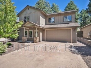 2345 W Mission Timber Cir in Flagstaff, AZ - Building Photo - Building Photo