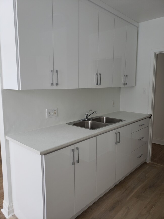 55 Blake St in Barrie, ON - Building Photo - Building Photo