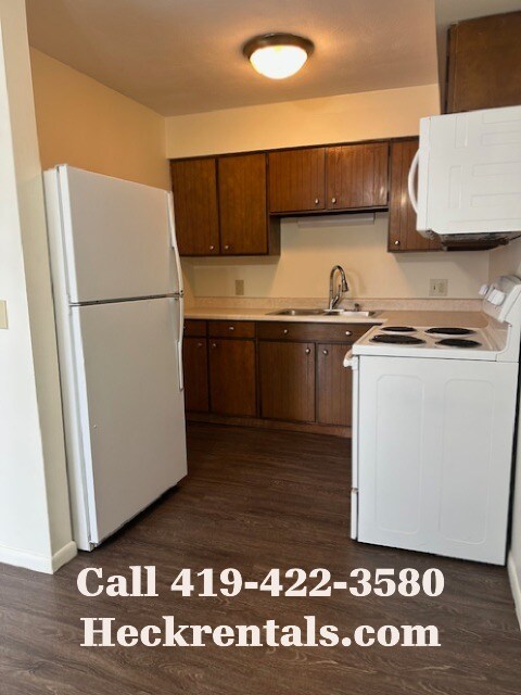 634 W Foulke Ave in Findlay, OH - Foto de edificio