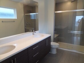 5927 19th Ave S in Seattle, WA - Building Photo - Building Photo