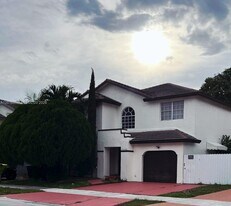15345 SW 63rd Ter in Miami, FL - Building Photo