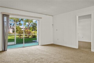 7068 Nantucket Cir in North Fort Myers, FL - Building Photo