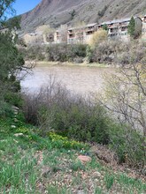 2505 Cisar Ct, Unit 3A in Glenwood Springs, CO - Foto de edificio - Building Photo