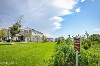 955 Rivertree Pl in Middleburg, FL - Building Photo - Building Photo