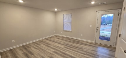 8753 Whitman Dr in Chesterfield, VA - Building Photo - Building Photo