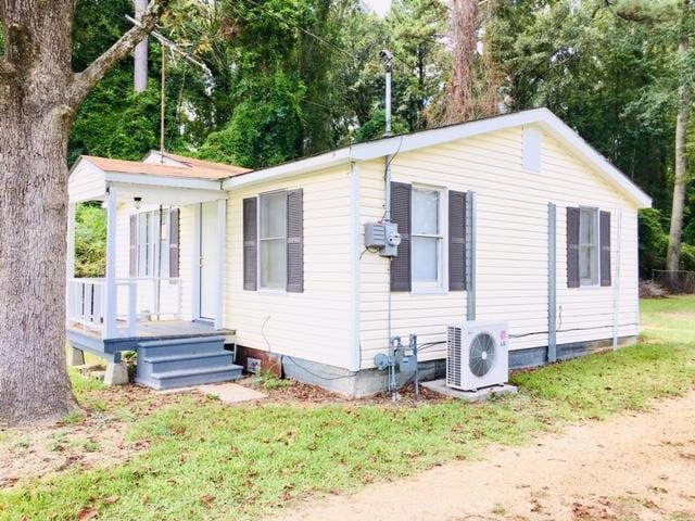321 Vernon St in New Llano, LA - Building Photo