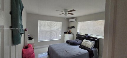 1832 Rodman St in Hollywood, FL - Building Photo - Building Photo