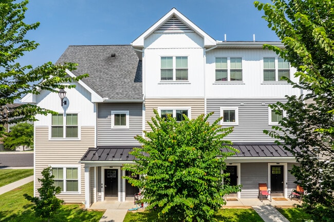 SteelTown Village in Phoenixville, PA - Building Photo - Building Photo
