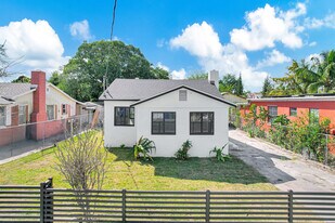 3040 NW 13th Ave in Miami, FL - Building Photo