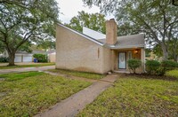 15831 Laurel Heights Dr in Houston, TX - Building Photo - Building Photo