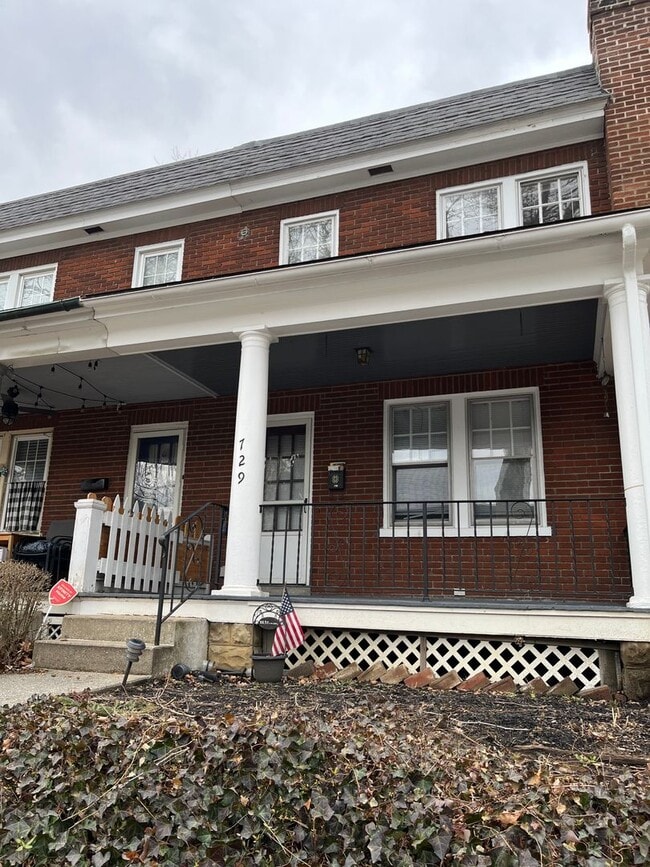 property at 729 3rd St