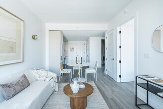 210 Clarkson Ave, Unit 314 in Brooklyn, NY - Building Photo - Building Photo