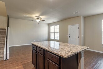 Edgerock Residential Townhomes in El Paso, TX - Building Photo - Interior Photo