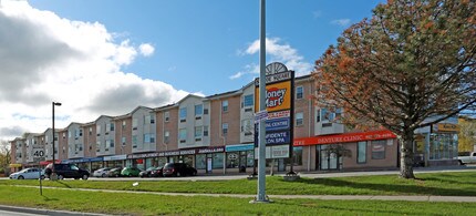 155 Riverglen Dr in Georgina, ON - Building Photo - Building Photo