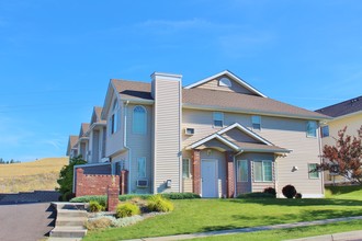 Riverside Village in Spokane, WA - Building Photo - Building Photo