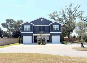 114 Debuys Rd in Biloxi, MS - Building Photo