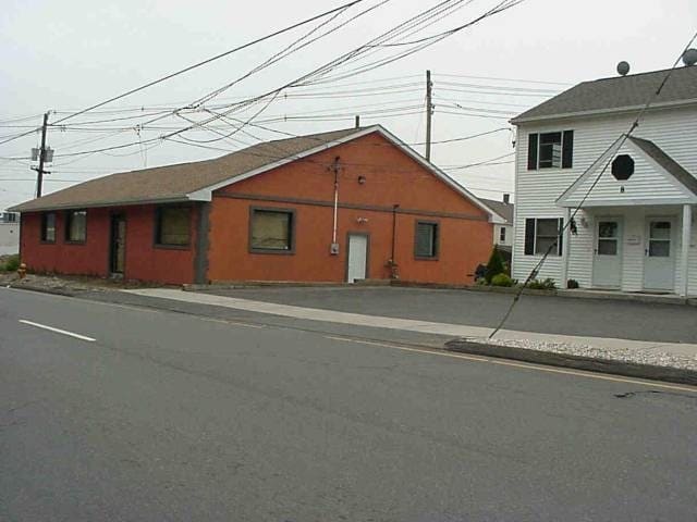 8 Balmforth Ave