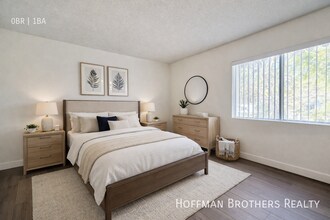 1784 N Sycamore Ave in Los Angeles, CA - Building Photo - Building Photo