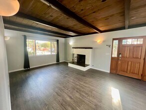 1224 Lawton Ave in Pacific Grove, CA - Building Photo - Building Photo